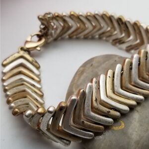 Cascading arrowhead estate bracelet gift idea unisex. B516